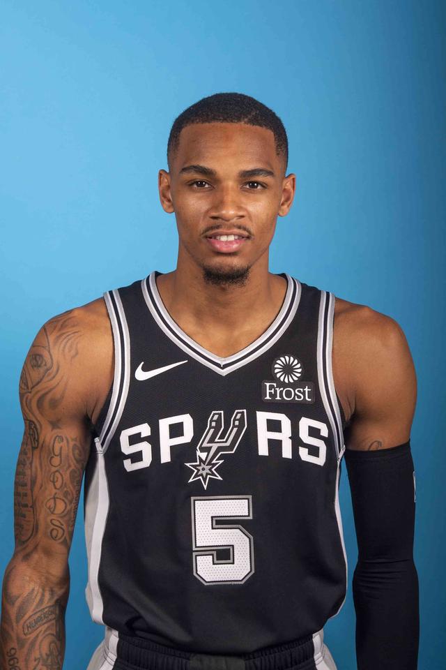 的斯巴达勇 的斯巴达勇