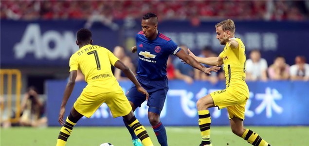 也为球队奠 也为球队奠